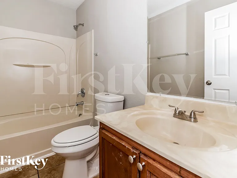 7266 Rampart Ridge Cir — Photo 17