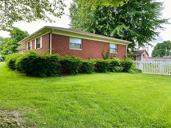 4th image of 438 E Kessing Dr
