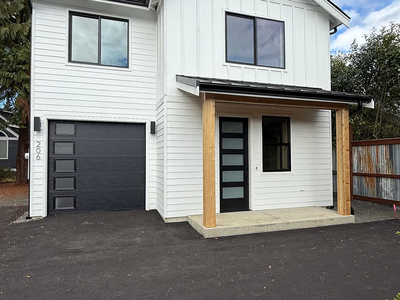 3 bed, 2.5 bath, 1000 sqft, $2,500 — Photo 3