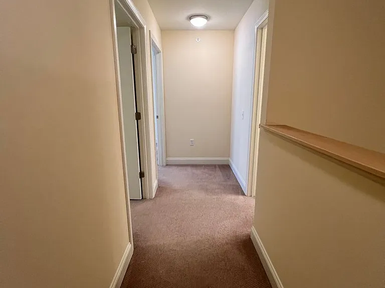 127 Churchill St — Photo 12