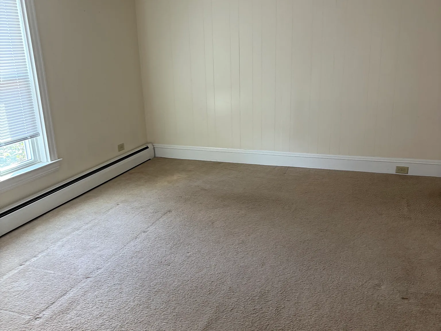 2 bed, $1,400 — Photo 4