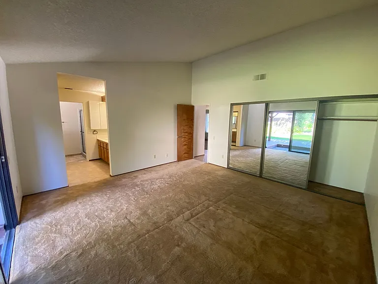 1817 Klamath River Dr — Photo 27