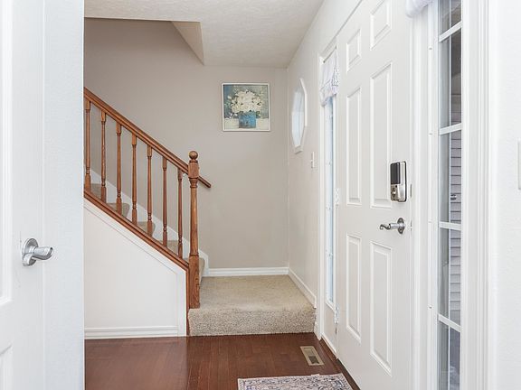 3rd image of 3225 Marimarsh Ln