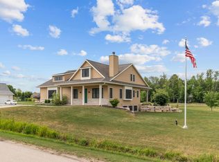 W5930 Autumn Hills Pkwy, Appleton, WI 54913