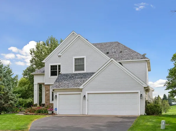 11251 Nassau Cir NE, Blaine, MN 55449