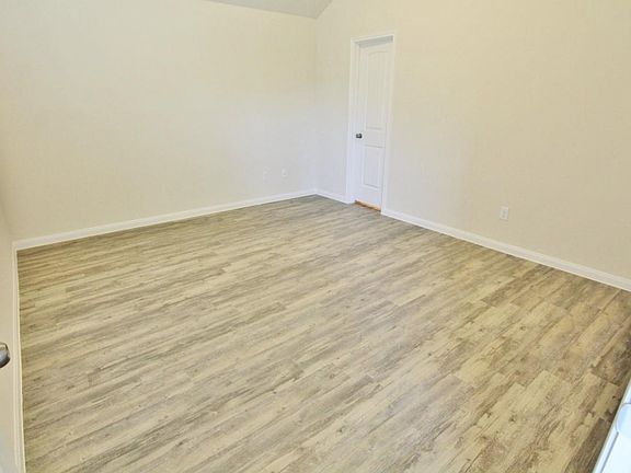 5th image of 44 Laguna Bend Dr