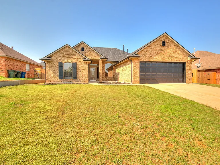 10811 Blue Sky Dr — Photo 3