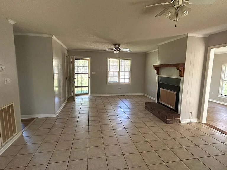 545 Asbury Rd — Photo 27