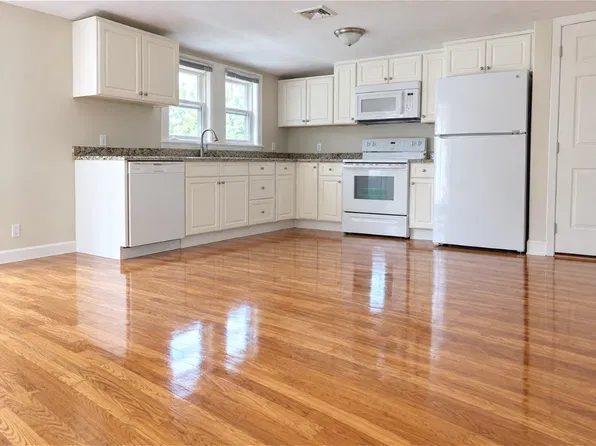 8 N Central St #A, Peabody, MA 01960