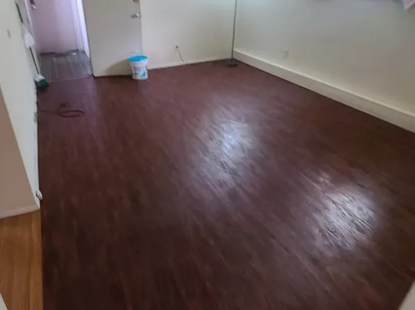 4467 Lee Rd APT 101, Cleveland, OH 44128