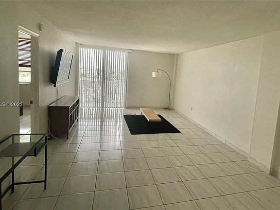 2nd image of 1020 Meridian Ave APT 707