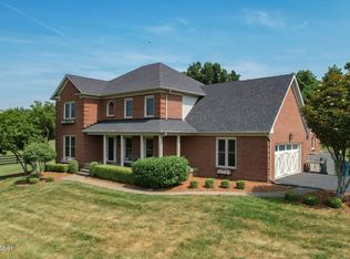 1215 Park Shore Rd, La Grange, KY 40031