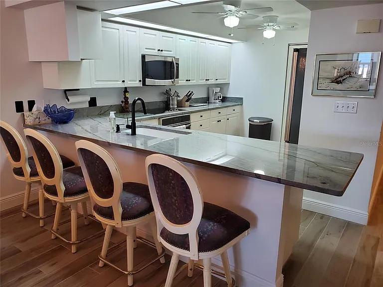 6650 Sunset Way #220 — Photo 11