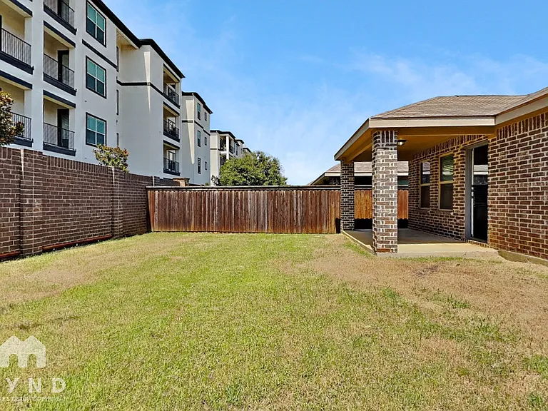 2436 Dolostone Dr — Photo 18