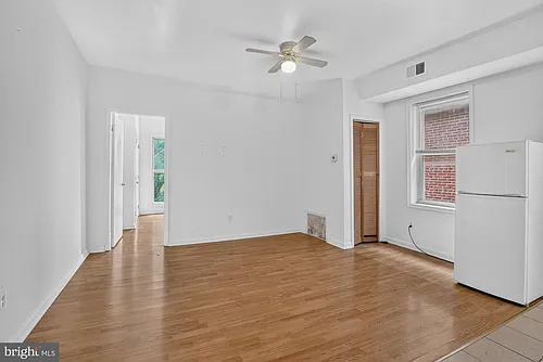 129 W Susquehanna Ave Photo 1