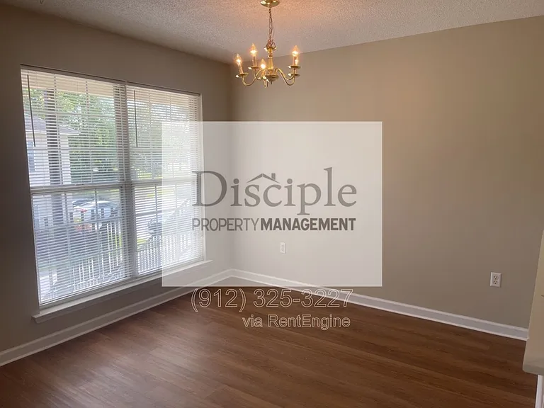 22 E Dubois St #7A — Photo 3