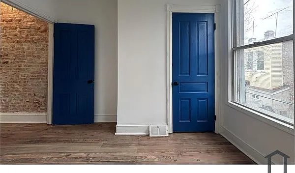 1329 N Wanamaker St — Photo 5