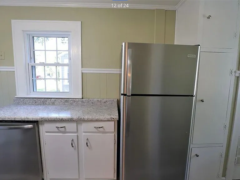 2011 Washington St — Photo 14