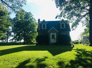 3305 West Rd, Woodstock, IL 60098