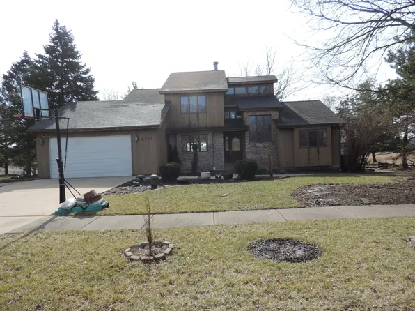 2305 Manico Dr, Crest Hill, IL 60403