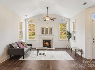 115 Outlook Cir, Swannanoa, NC 28778