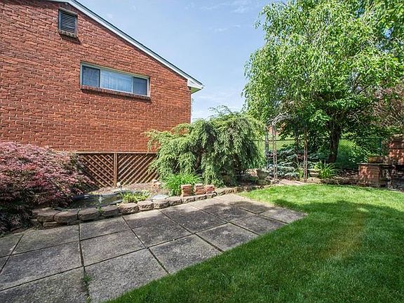4th image of 842 Lindenwood Dr