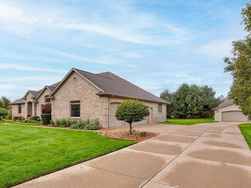 2525 N River Rd, Saginaw, MI 48609 Zillow