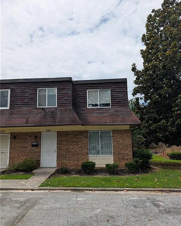201 Peyton Pl SW