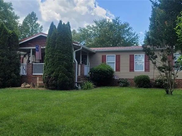 7555A Happy Hill Rd, Kernersville, NC 27284
