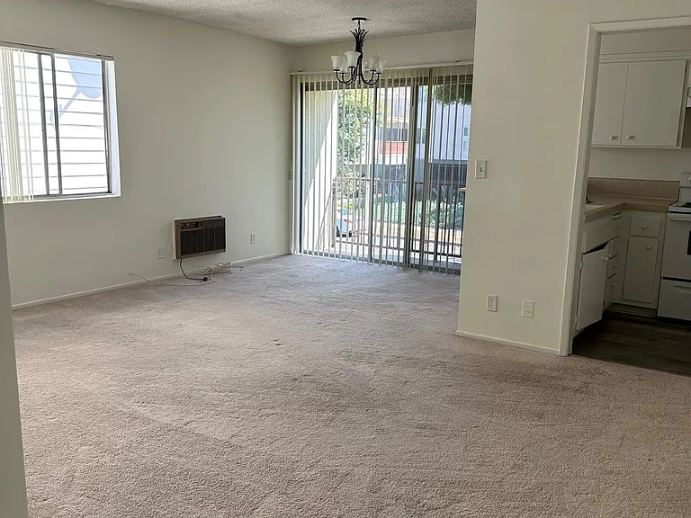 3667 Dunn Dr — Photo 5
