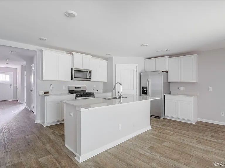 7621 Shaddix St — Photo 16