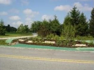 102 Remington Dr, Barrington, IL 60010