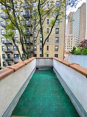 Rented by Bohemia Realty Group | media 34