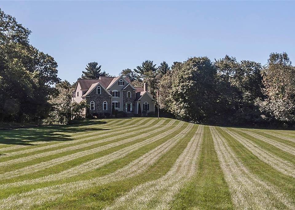 51 Reservoir Rd, Cumberland, RI 02864 Zillow