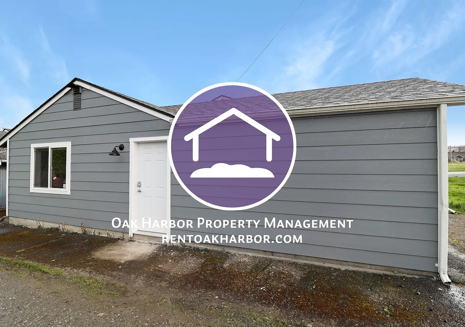 1 Bedroom 1 Bathroom - Downtown - Island Hospital - NAS Whidbey — Photo 1