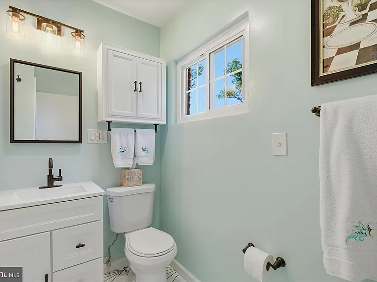 3454 Martha Custis Dr — Photo 23