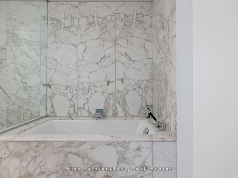 180 University Ave #2802 — Photo 28