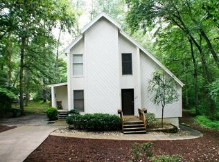 1227 Selwyn Ln, Cary, NC 27511