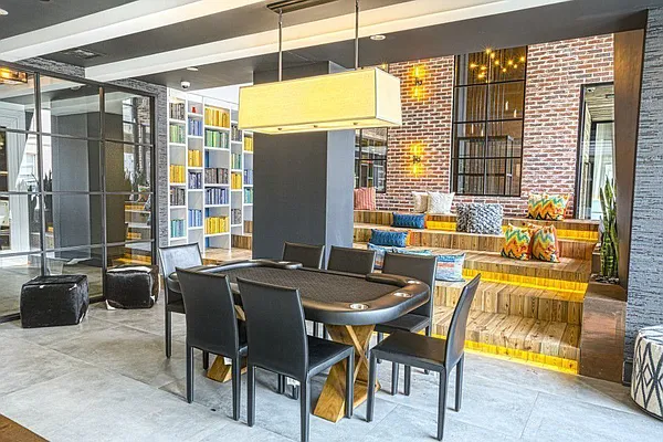 Rented by City View Living | media 29