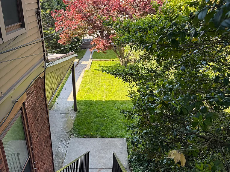 511 Chestnut St — Photo 13