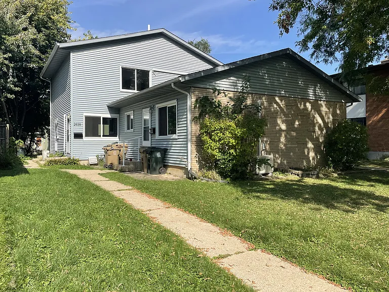 2838 Moland St #C — Photo 1