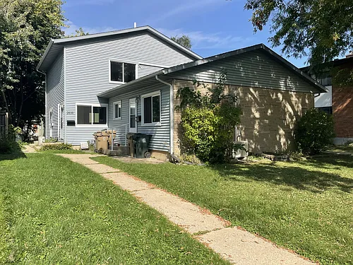 2838 Moland St Photo 1