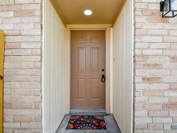5th image of 13550 Creek Springs Dr