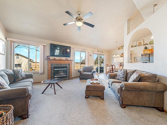 4th image of 1123 Barbary Ln