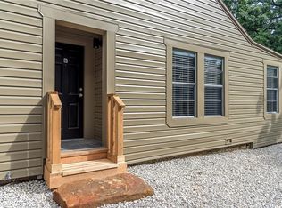 4407 College Main St #B, Bryan, TX 77801