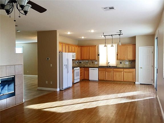 5th image of 9625 Cherry Canyon Ave