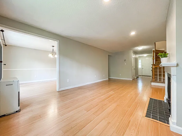 5 Dresden Ct — Photo 19