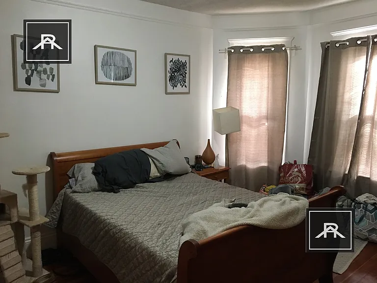 164 Kelton St #1 — Photo 10