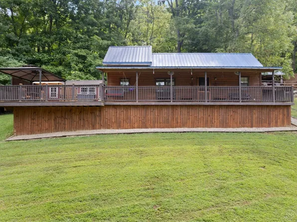 2703 Eagle Creek Dr, Ripley, OH 45167