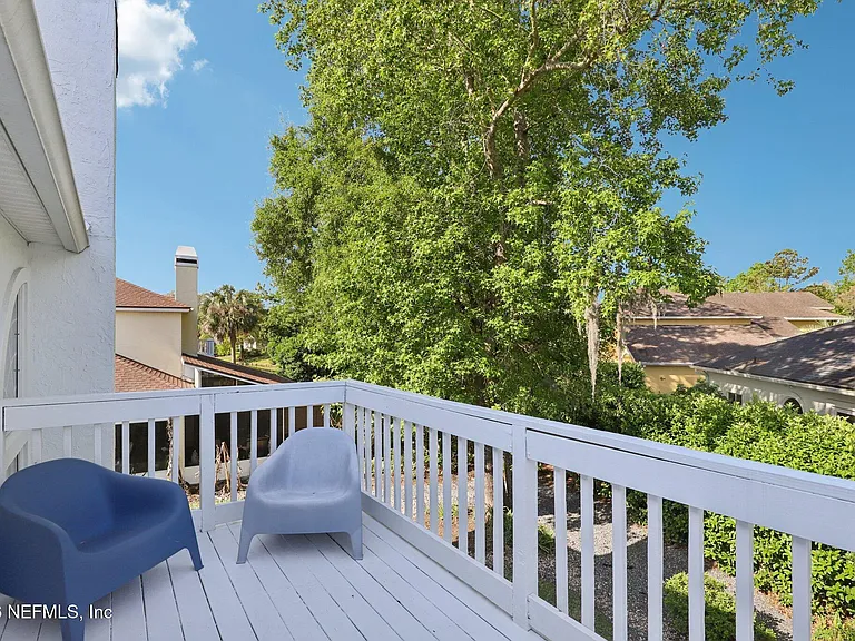 6534 Burnham Cir — Photo 32